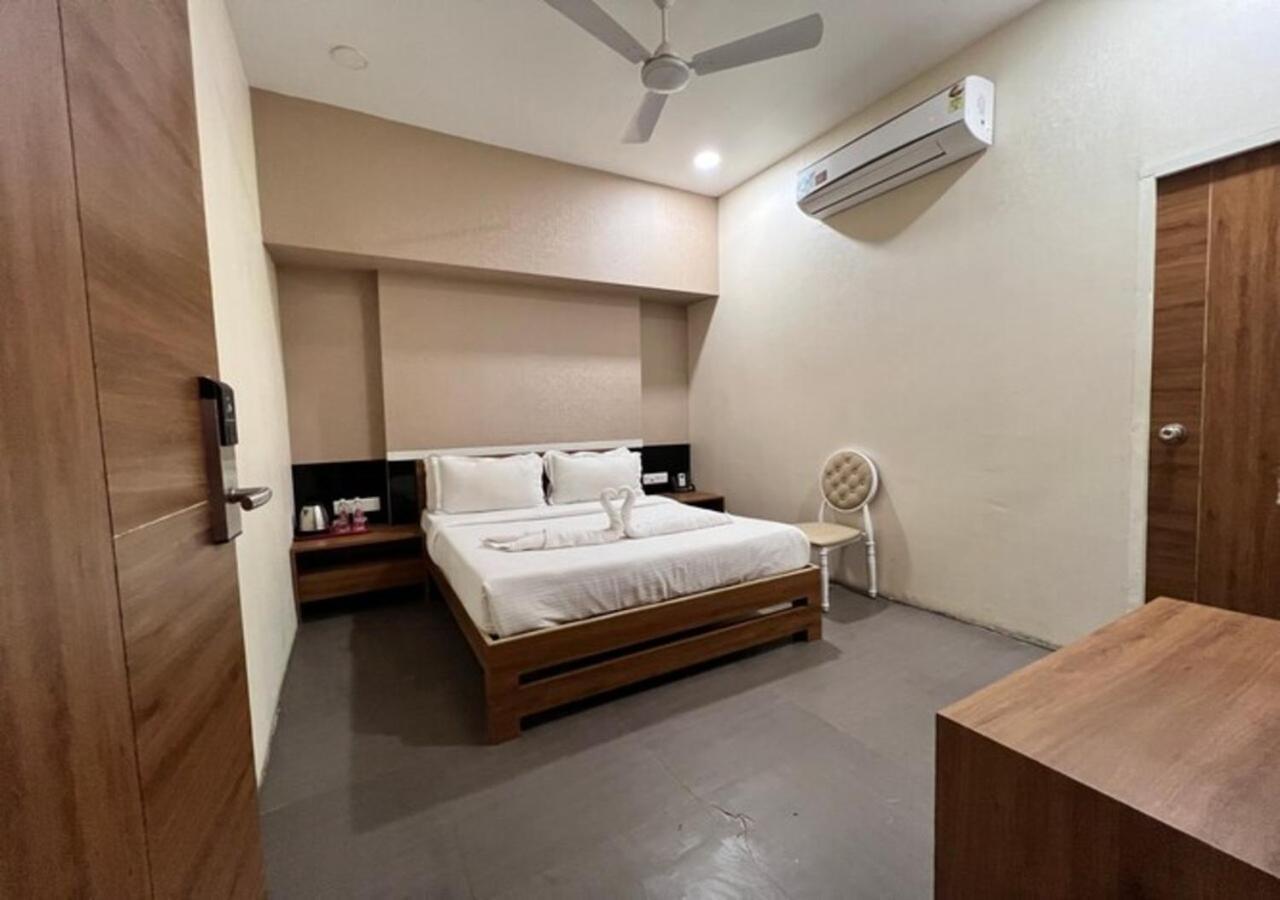 One Earth Santu Eco Resort Bhavnagar Exteriör bild
